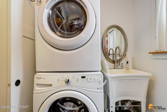 3340 Lakeside Drive, Anchorage, AK 99515