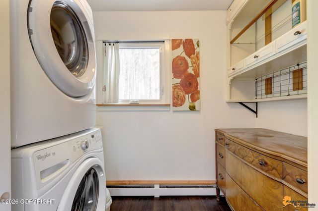 3340 Lakeside Drive, Anchorage, AK 99515