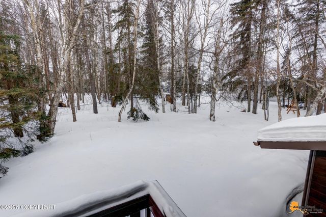 3340 Lakeside Drive, Anchorage, AK 99515