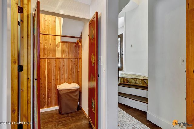 3340 Lakeside Drive, Anchorage, AK 99515