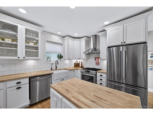 1295 Dexter St, Denver, CO 80220