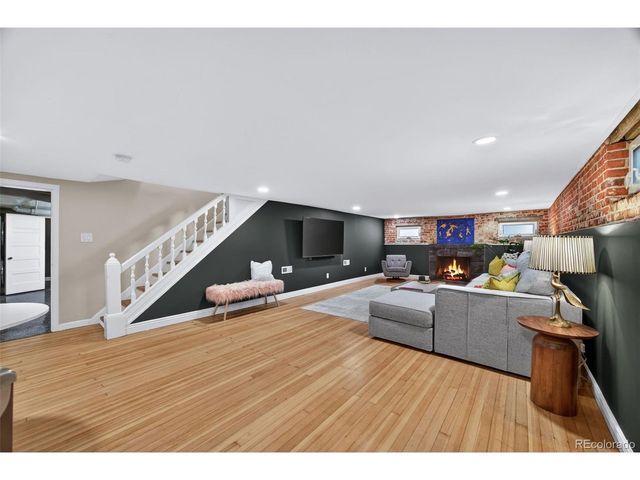 1295 Dexter St, Denver, CO 80220