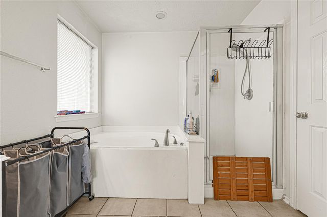 5707 Meadow Breeze Lane, Rosharon, TX 77583