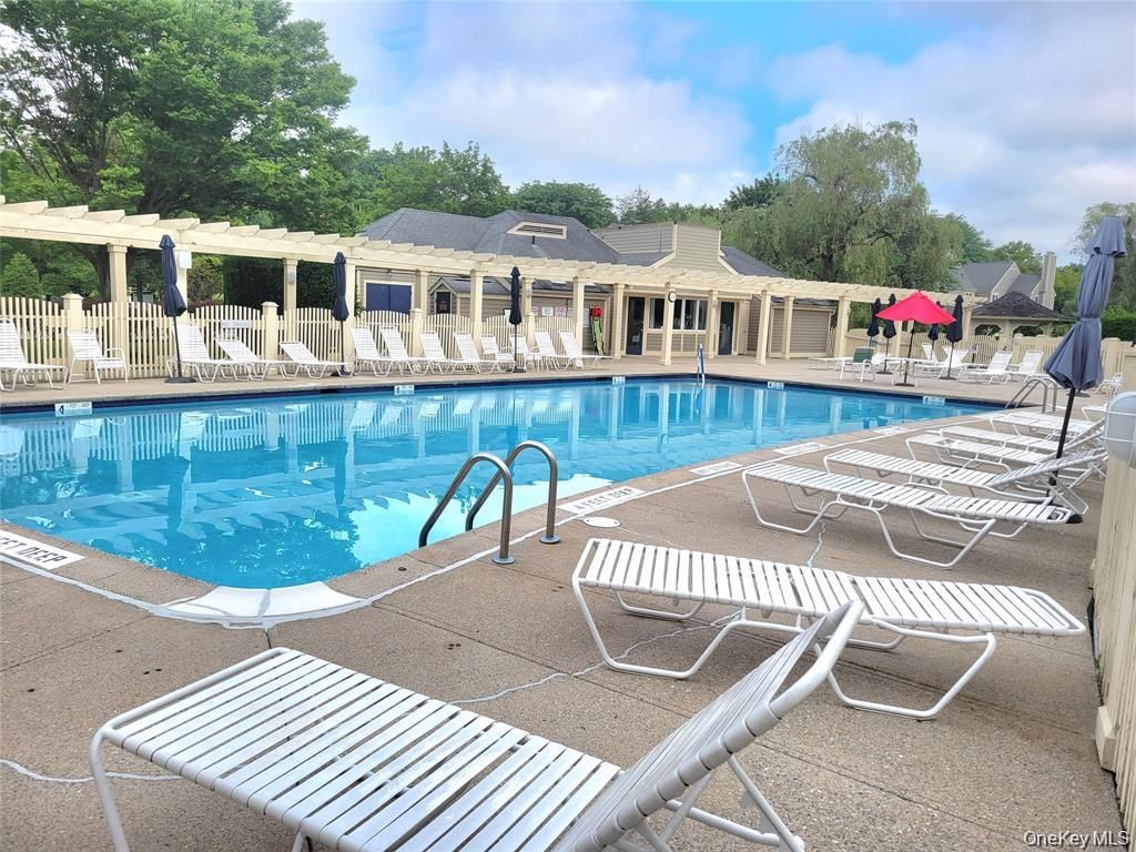 3905 Buttonwood Lane, Carmel, NY 10512 — exterior