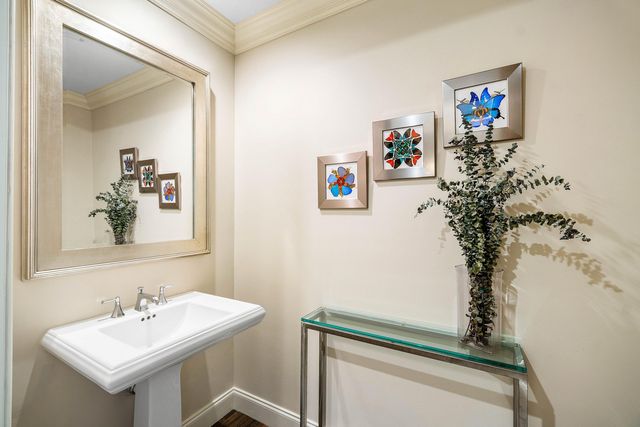 200 NE 2nd Avenue 302, Delray Beach, FL 33444