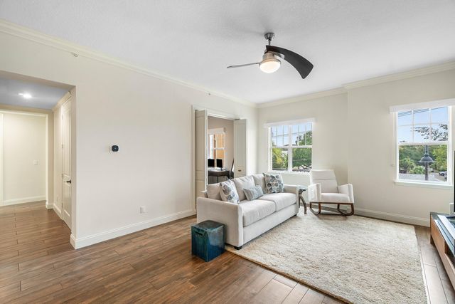200 NE 2nd Avenue 302, Delray Beach, FL 33444