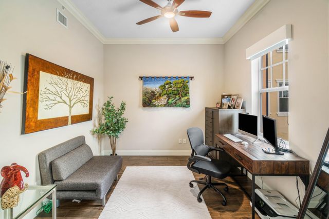 200 NE 2nd Avenue 302, Delray Beach, FL 33444