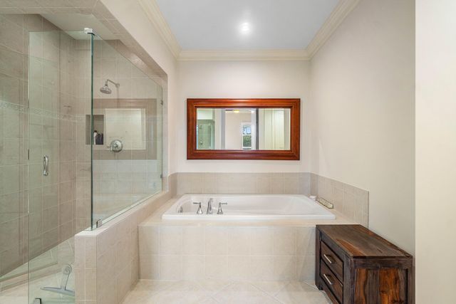 200 NE 2nd Avenue 302, Delray Beach, FL 33444