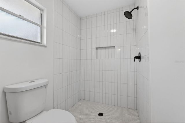 240 NASSAU ROAD, Winter Haven, FL 33884