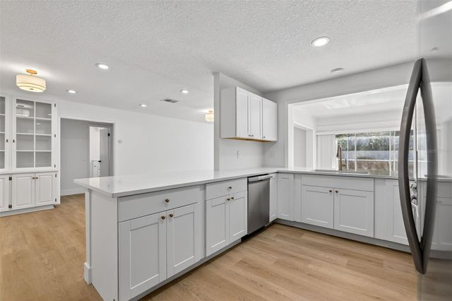 240 NASSAU ROAD, Winter Haven, FL 33884