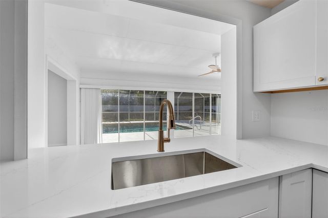 240 NASSAU ROAD, Winter Haven, FL 33884