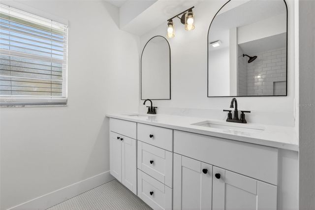 240 NASSAU ROAD, Winter Haven, FL 33884