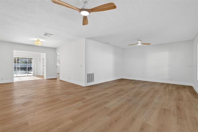 240 NASSAU ROAD, Winter Haven, FL 33884