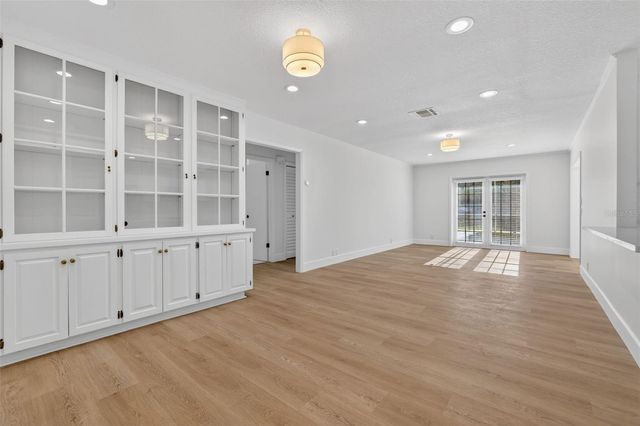 240 NASSAU ROAD, Winter Haven, FL 33884