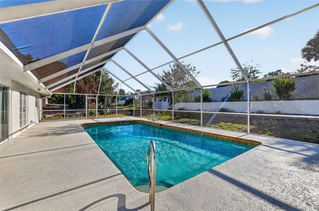 240 NASSAU ROAD, Winter Haven, FL 33884