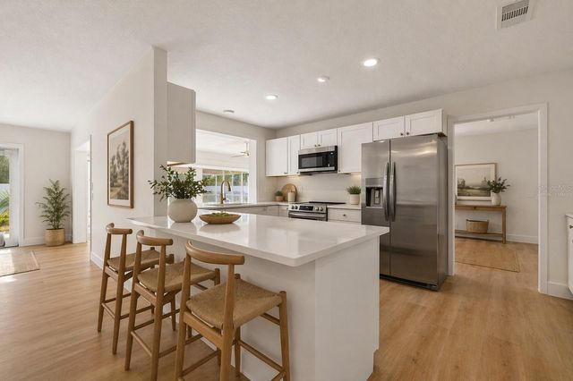 240 NASSAU ROAD, Winter Haven, FL 33884