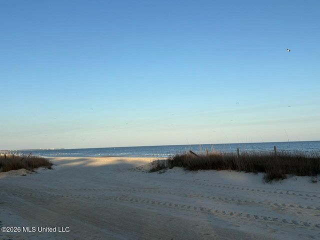 409 Merritt Street, Waveland, MS 39576