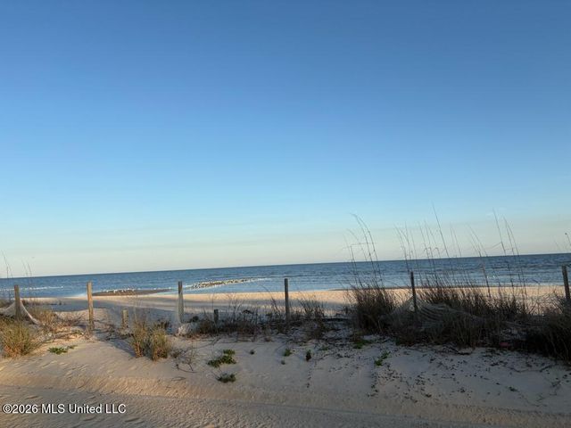 409 Merritt Street, Waveland, MS 39576