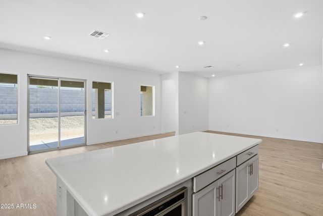 10227 S 20th Lane, Phoenix, AZ 85041