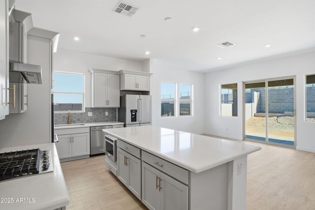 10227 S 20th Lane, Phoenix, AZ 85041