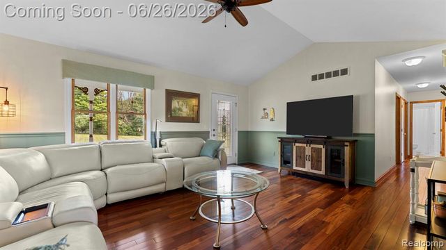 344 S Truhn Road, Fowlerville, MI 48836