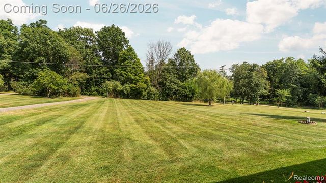 344 S Truhn Road, Fowlerville, MI 48836