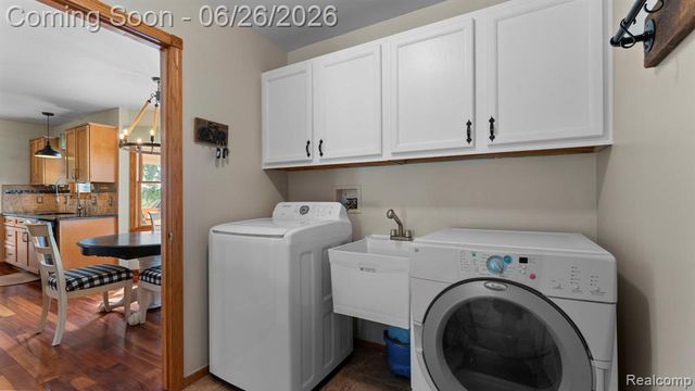 344 S Truhn Road, Fowlerville, MI 48836
