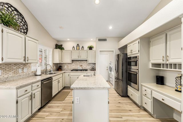 5350 S TANGLEWOOD Drive, Sun Lakes, AZ 85248