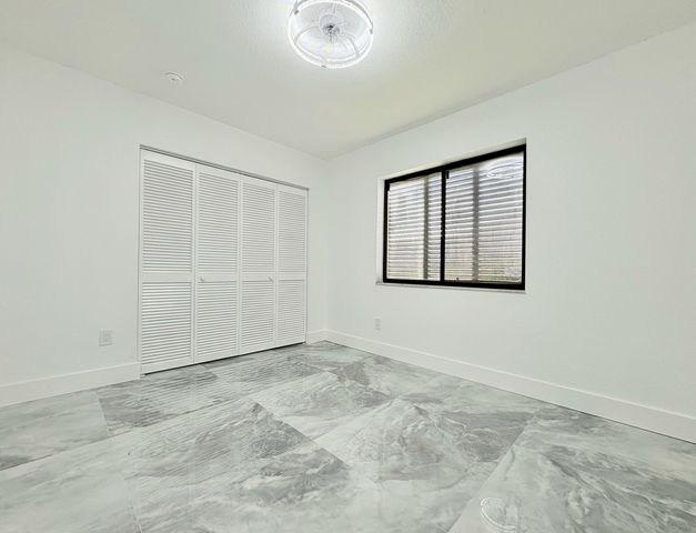 1740 22nd Avenue N, Lake Worth Beach, FL 33460