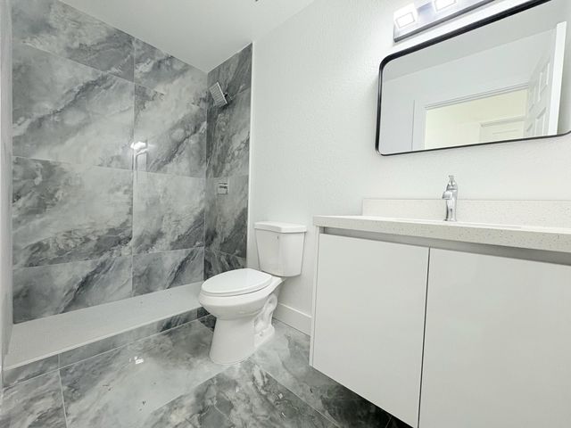 1740 22nd Avenue N, Lake Worth Beach, FL 33460