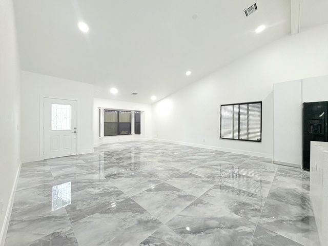 1740 22nd Avenue N, Lake Worth Beach, FL 33460