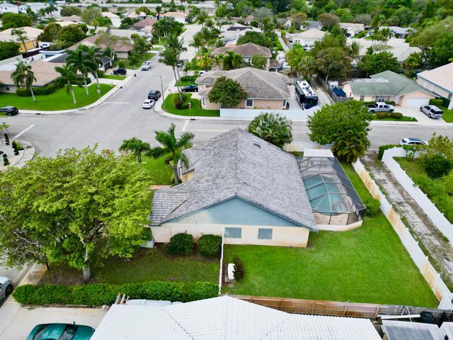1740 22nd Avenue N, Lake Worth Beach, FL 33460