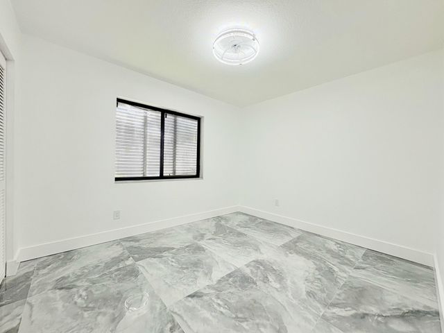 1740 22nd Avenue N, Lake Worth Beach, FL 33460