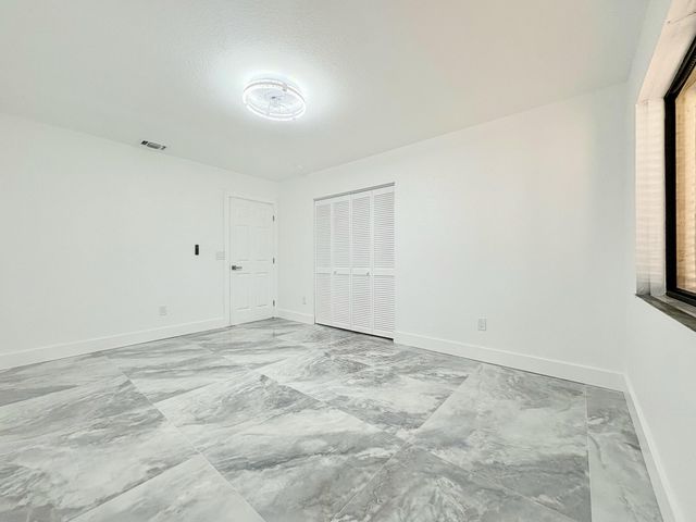 1740 22nd Avenue N, Lake Worth Beach, FL 33460