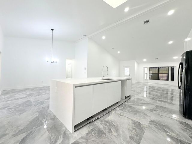 1740 22nd Avenue N, Lake Worth Beach, FL 33460