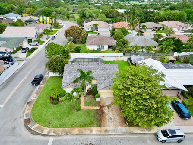 1740 22nd Avenue N, Lake Worth Beach, FL 33460