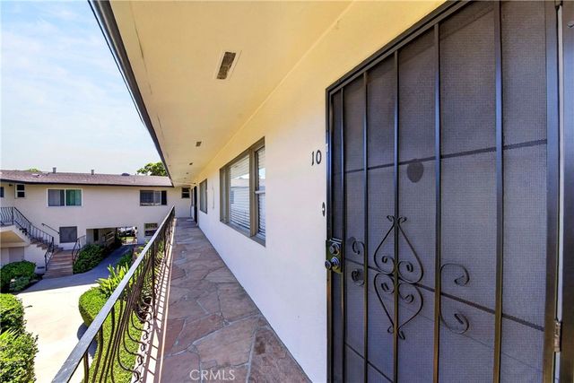 728 Cedar, Long Beach, CA 90813