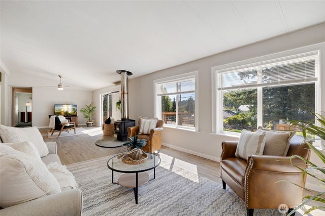 5255 Apollo Road, Langley, WA 98260