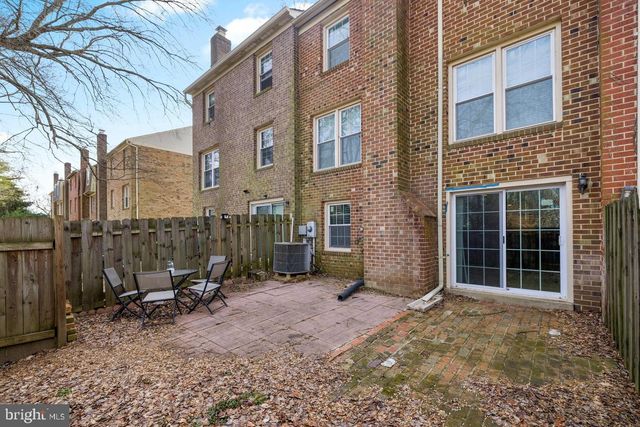 7442 ADAMS PARK CT, Annandale, VA 22003