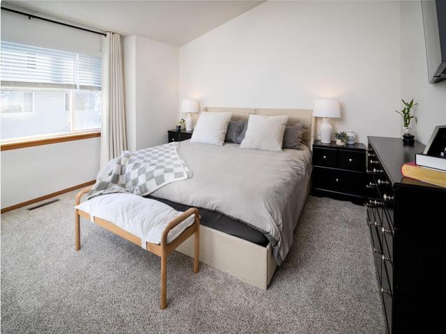 11649 Horizon Drive 405, Burnsville, MN 55337