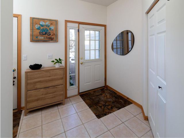 11649 Horizon Drive 405, Burnsville, MN 55337