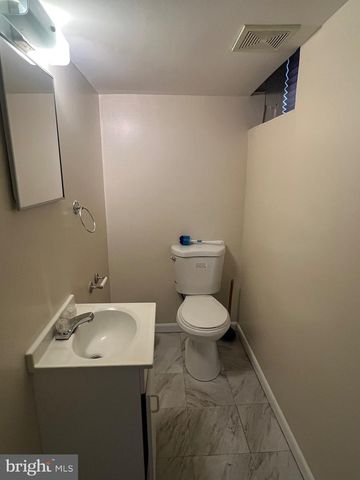 800 JEFFERSON ST NE, Washington, DC 20011