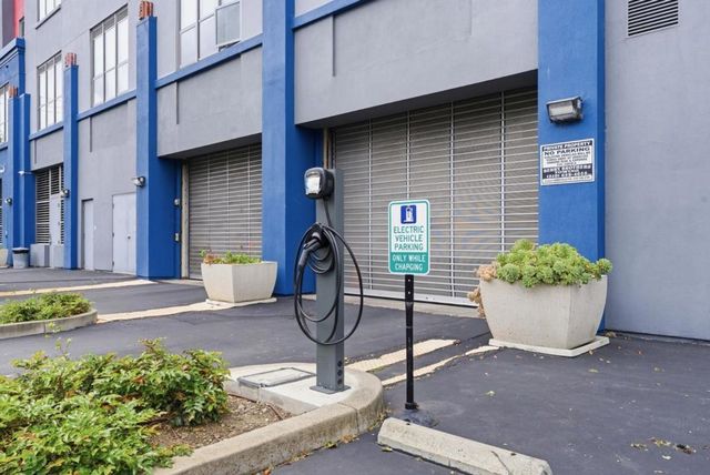 1001 46th Street 212, Emeryville, CA 94608