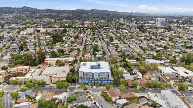 1001 46th Street 212, Emeryville, CA 94608