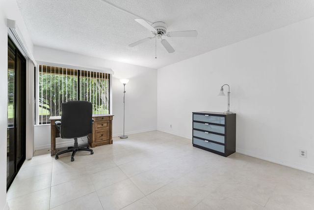 11234 Green Lake Drive 201, Boynton Beach, FL 33437