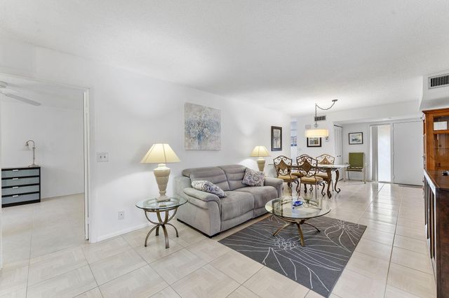 11234 Green Lake Drive 201, Boynton Beach, FL 33437