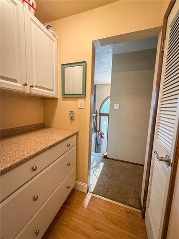 329 S Home Ave, Twp Of But Ne, PA 16001