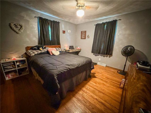 329 S Home Ave, Twp Of But Ne, PA 16001