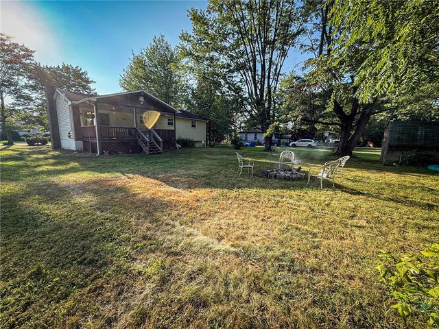 329 S Home Ave, Twp Of But Ne, PA 16001