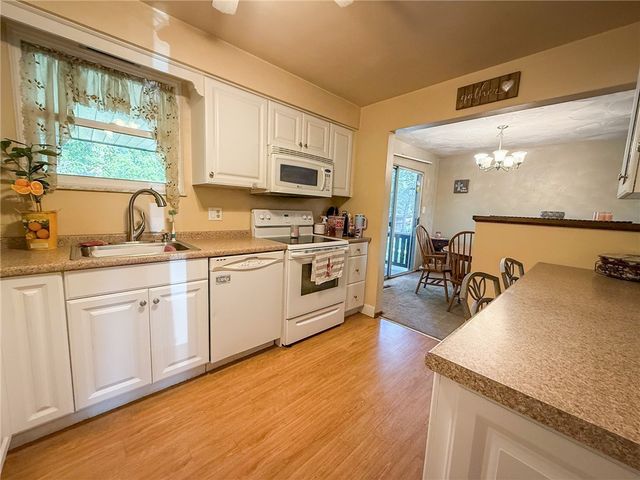 329 S Home Ave, Twp Of But Ne, PA 16001